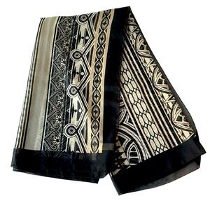 Betmar Made In Italy Chic Black and Beige Patterned Scarf